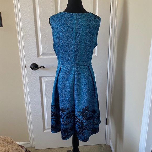 Teal & Black Paisley Print Fit & Flare Dress - Picture 5 of 13